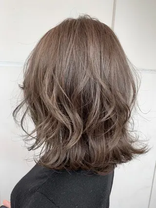 ミディアム カラー 髪質改善will hairdesignのヘアスタイル