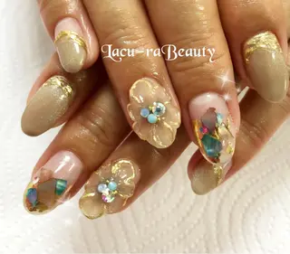 ネイル 小顔と腸の専門店 ラクーラビューティのエステ・リラクイメージ