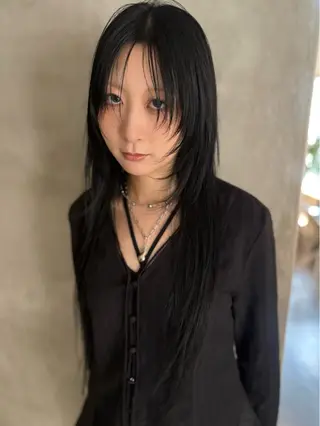 ロング 優作 〜圧倒的信頼〜のヘアスタイル