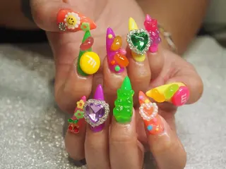 ネイル NAILSTUDIO401所属・ジェルチップ長さだし 専門ネイルサロンのネイルデザイン