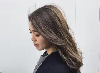 セミロング 🌈髪質改善カラーの 🌈坂本侑樹のヘアスタイル