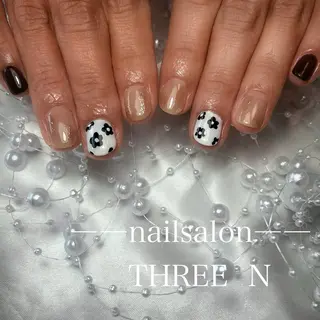 ネイル Nail Salon THREE  Nのネイルデザイン