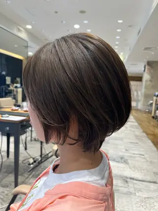 ショート 顔まわりカット 前髪カット安井楽人のヘアスタイル