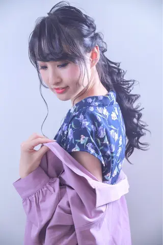 ロング カラー ヘアアレンジ 伊藤 裕貴のヘアスタイル