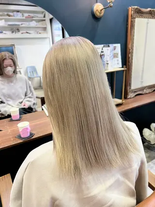 カラー 森田翔斗 顔周りレイヤーのヘアスタイル