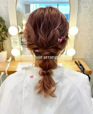 ミディアム ヘアアレンジ ブリーチなしカラー/ 暖色カラー/艶カラーのヘアスタイル