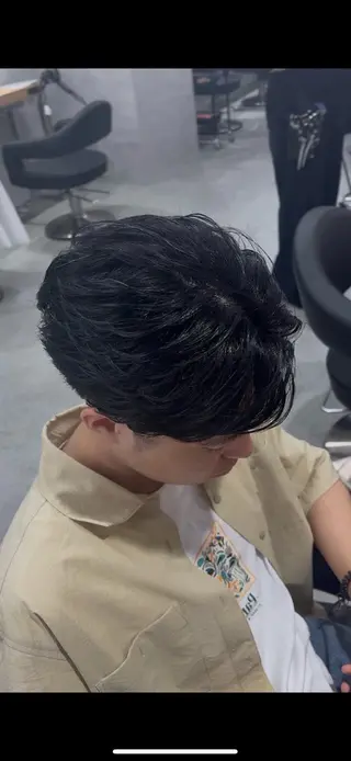 パーマ メンズ センターパート/フェ ザー🔥SHUYAのヘアスタイル