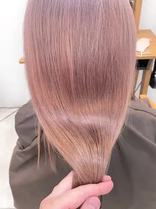 ロング little salt 渋谷店所属・akina＊ブリーチ ♡トレンドヘアのヘアスタイル