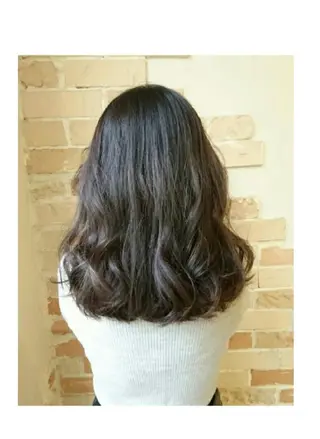 セミロング カラー JIL BLAN 京都所属・RU RIのヘアスタイル