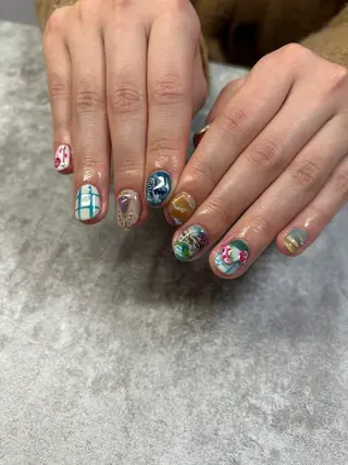 ネイル FIORITURA Maikoのネイルデザイン