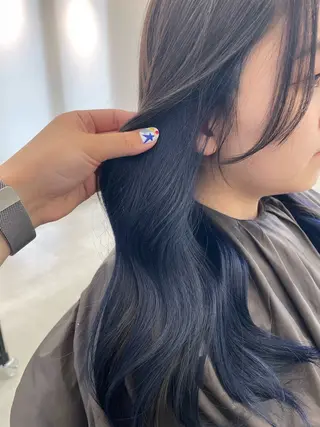 カラー 栗原 響のヘアスタイル