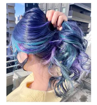 カラー GARU-ガル-所属・TSUNO🦖 派手髪/オタク美容師のヘアスタイル