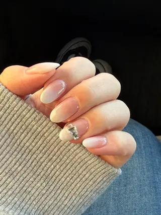 ネイル Julyネイルサロン所属・Ou uのネイルデザイン