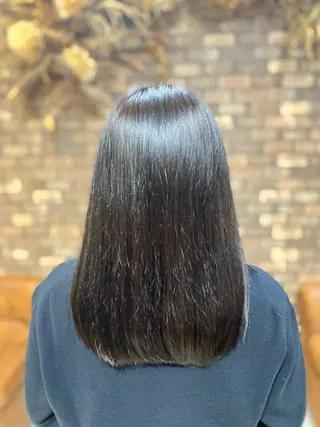 セミロング .・.艶髪ヘアケア サカモト.・.のヘアスタイル