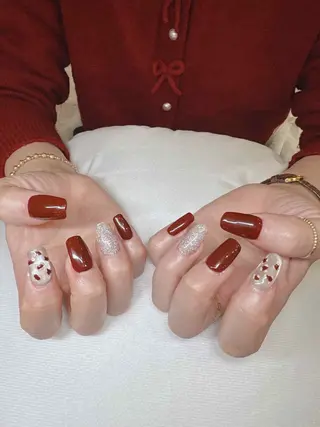 ネイル バラ ばらのネイルデザイン