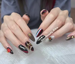 ネイル Kaka_ パラジェル、長さだしのネイルデザイン