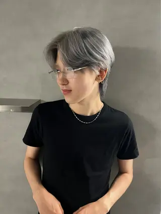 メンズ デザイン🥇複雑履歴 ハイトーン特化のヘアスタイル