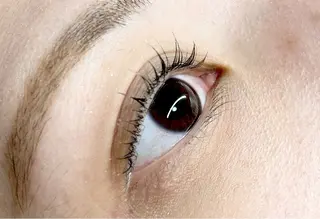 マツエク・マツパ エクラドゥボヌール所属・エクラドゥボヌール sakuraiのマツエク・マツパデザイン