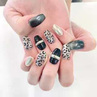 ネイル Kira-ra所属・Kira-ra💎 KIRARIのネイルデザイン