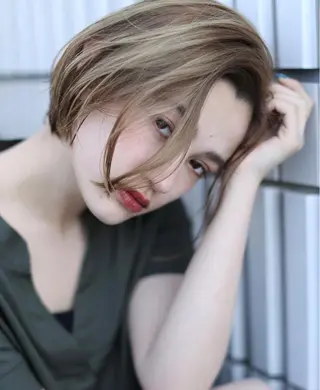 ミディアム hatena所属・hatena 🫧のマツエク・マツパデザイン