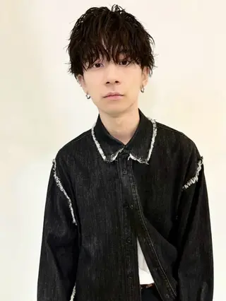 ショート ill副店長 立和田純也のヘアスタイル