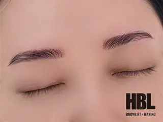 アイブロウ mee 三軒茶屋 NOAHのマツエク・マツパデザイン