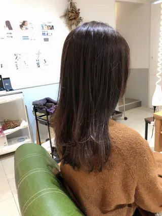 セミロング カラー eins.hair所属・過去一の柔髪ヘア 🌿einshairのヘアスタイル