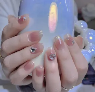 ネイル Queens テイのネイルデザイン