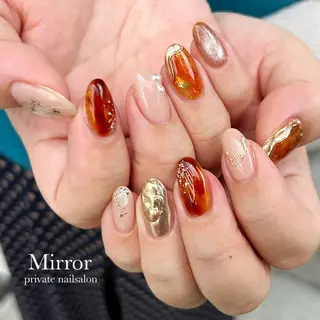 ネイル nailsalon Mirrorのネイルデザイン