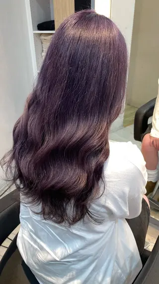 ロング カラー ブリーチ/髪質改善/ ハイトーン/暖色のヘアスタイル