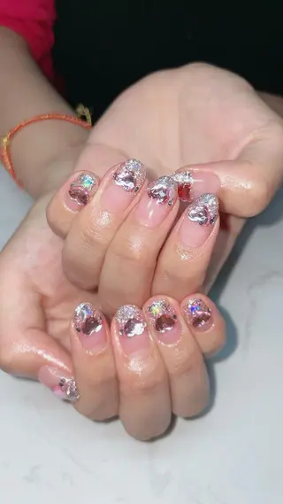 ネイル AngelChris ビューティーサロンのネイルデザイン