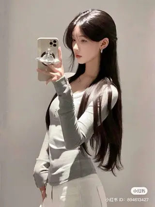 ロング カラー 韓国風暗髪ヘア🤍 🫧MIREIのヘアスタイル