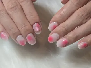 ミディアム LILY Salonのネイルデザイン