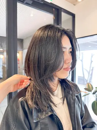 ミディアム saki/ハイトーン カラー/薬院のヘアスタイル