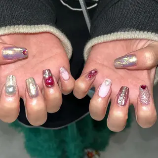 ネイル 🪐富島彩夏 /海外nail🪐のネイルデザイン