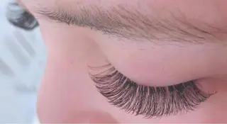 マツエク・マツパ アレグレス所属・アレグレス@池袋 🌹大人気店🌹のマツエク・マツパデザイン