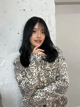 ミディアム カラー レイヤーカット BLend 渋谷のヘアスタイル