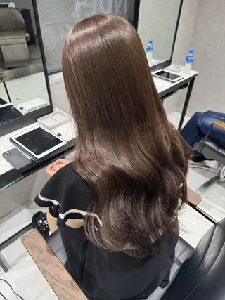 ロング 艶ブラウン/赤み消し /盛れる顔周りのヘアスタイル