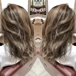 ロング カラー M IIのヘアスタイル