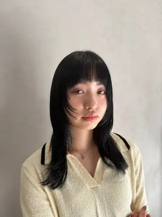 ミディアム カラー 有田裕真 【ブリーチカラー】のヘアスタイル