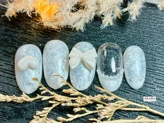 ネイル Miri nail salonのネイルデザイン