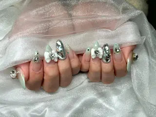 ネイル Roi〈ロワ〉 Akariのネイルデザイン