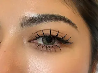 マツエク・マツパ Uyu   lush所属・Uyu lushのマツエク・マツパデザイン