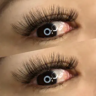 マツエク・マツパ Beauty Salon Karen所属・島袋 育子のマツエク・マツパデザイン