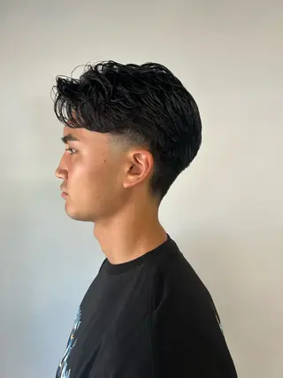 ショート 相澤 拳のヘアスタイル