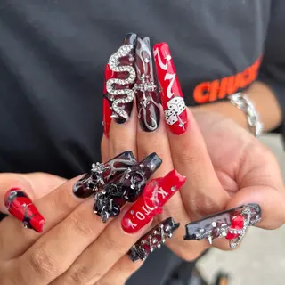 ロング ネイル ⛓Miyu ⛓のネイルデザイン