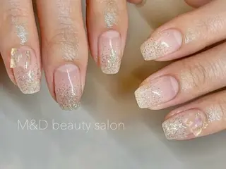 ネイル M&D BeautySalon武蔵小杉店所属・M&D武蔵小杉店 MIYAのネイルデザイン
