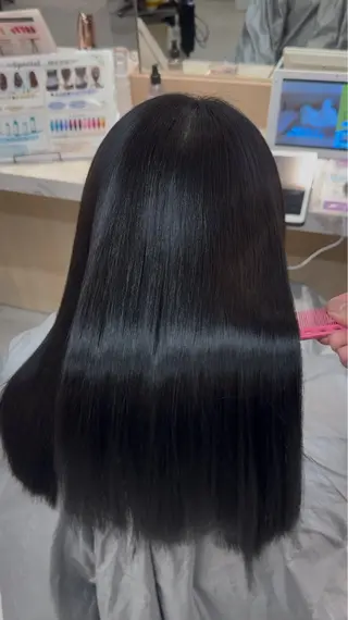 ロング ガレリアエレガンテ　サカエテン所属・田中俊　縮毛矯正 髪質改善のヘアスタイル