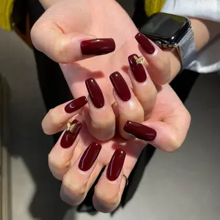 ネイル ﾔｽﾀﾞ ﾐﾅのネイルデザイン