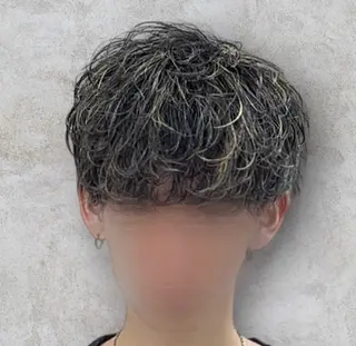 ミディアム カラー パーマ メンズ DIECE 2nd'Flor所属・渋谷【メンズ職人】 ツイスパ・メッシュのヘアスタイル